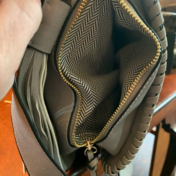 Concealed Carry Hipster Handbag plus bonus strap! - Picture 8 of 11